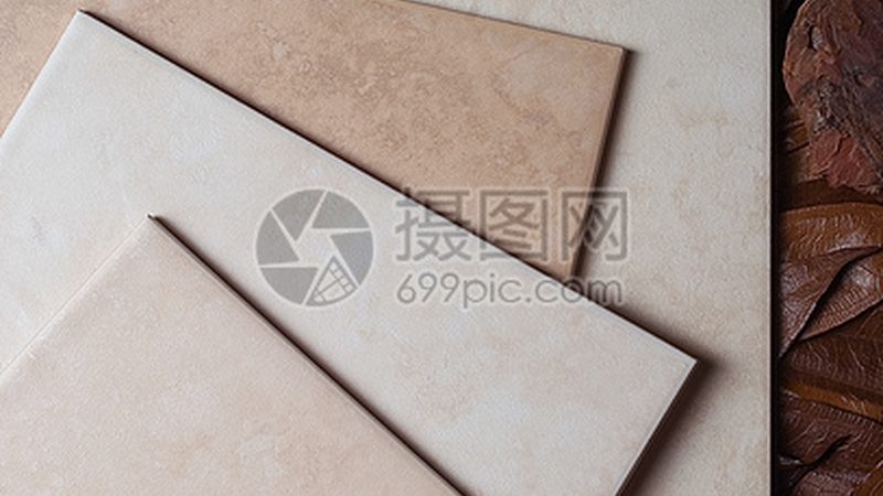 木纹砖VS木地板：保养哪家强？深度解析**